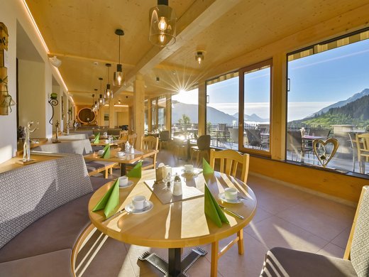 Enjoy Carinthia, hiking, and our hotel’s cuisine Enjoy Carinthia, hiking, and our hotel’s cuisine